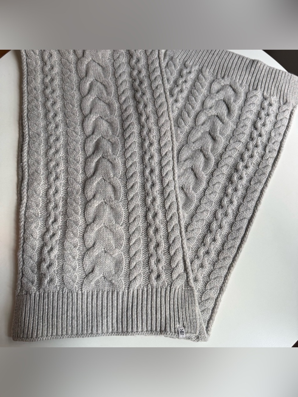 Banana Republic 100% Cashmere Cable Knit Scarf Gray One Size 196 x 33 cm